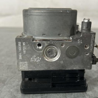 108791872-86f451c5-7fe5-4f91-a392-6632edbbf981-Piece-Bloc-ABS-freins-anti-blocage-476600737R-RENAULT-MEGANE-4-PHASE-1-BREAK-273fbf7bc250861f30fc1aa339adcbdb9ea0af43309a67138ed722dd464a3d46_m.jpg