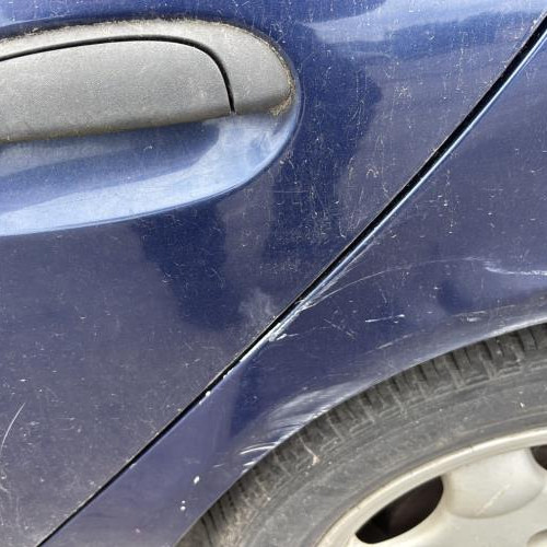 Vehicule-RENAULT-CLIO%25202%2520PHASE%25201-2001-c2eb3ca25cdb7c2cad77f6e418056abcfe8b0ce1b59a0f9ff359d17f67872cee_m.jpg