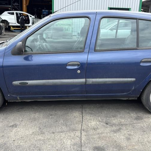 Vehicule-RENAULT-CLIO%25202%2520PHASE%25201-2001-e7917de63993f7e9570a72d6c2b45768357853d9a8ece10ff9adebf31b4ad4ec_m.jpg