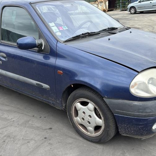 Vehicule-RENAULT-CLIO%25202%2520PHASE%25201-2001-bc3e321b5a5f2363142aa8336892dd7261cc8a8ad9d77908af15c18207e2a783_m.jpg