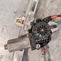 108960067-e97937b6-5d8d-402a-9f38-a06c81b963ce-Piece-Leve-vitre-electrique-avant-droit-9222F7-PEUGEOT-206-PHASE-1-287db7368a8713dd5fd5c86b1da98ff8d2dfc4688f15f5aef2e90eea5549e545_m.jpg
