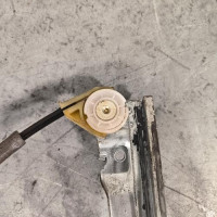 108960067-65effbd4-b82b-4944-996d-bbaad038379d-Piece-Leve-vitre-electrique-avant-droit-9222F7-PEUGEOT-206-PHASE-1-aebd4d49371ae20028dc65f5b58d63440217c106d8b8e5f7cb6523f165861015_m.jpg