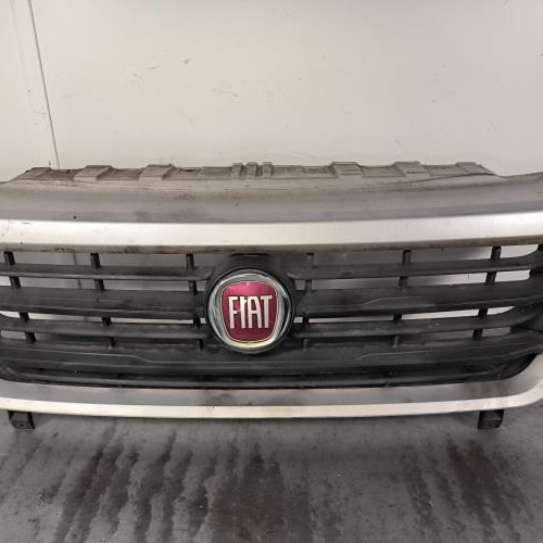 109034887-ae1653c3-059c-48c6-b61e-af634819cd7f-Piece-Calandre-735630244-FIAT-DUCATO-3-PHASE-1-52692f92a2287cb2fed51d8dfc73c3ba0198beadd4aa253c6ab94db8c59e4c17_m.jpg