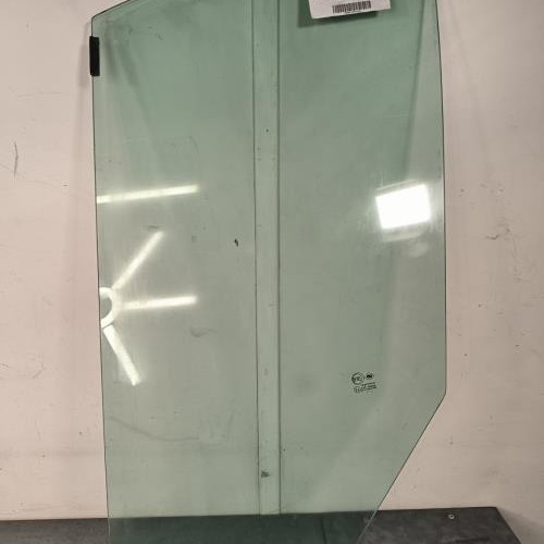 Vitre avant gauche