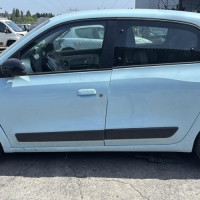 Vehicule-RENAULT-TWINGO%25203%2520PHASE%25202-2023-f40922de4ee6c538313c87e0b9dab1aa26e72512d02299ea41a163c77fcb2a33_m.jpg