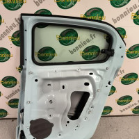 Vehicule-RENAULT-TWINGO%25203%2520PHASE%25202-2023-b8c9afdeb12e46ce1ef76e74a9ef1551872dc5e6d083ac266a4cdb1a5098d463_m.jpg