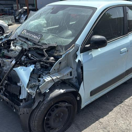 Vehicule-RENAULT-TWINGO%25203%2520PHASE%25202-2023-f40922de4ee6c538313c87e0b9dab1aa26e72512d02299ea41a163c77fcb2a33_m.jpg
