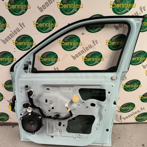 Vehicule-RENAULT-TWINGO%25203%2520PHASE%25202-2023-c809bf761664cead96f9fc2888b2f0adee78e2e9871e218d9fd45a4648b75838_m.jpg
