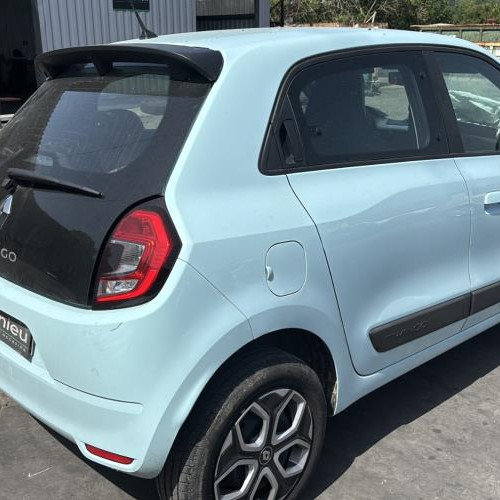 Vehicule-RENAULT-TWINGO%25203%2520PHASE%25202-2023-c809bf761664cead96f9fc2888b2f0adee78e2e9871e218d9fd45a4648b75838_m.jpg