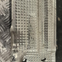 109169600-9716f066-9907-4bb4-8c9c-10637b679983-Piece-Renfort-pare-choc-arriere-traverse-756107041R-RENAULT-TWINGO-3-PHASE-2-65661c78dacb31b1f21db29f7677284bb304931a88e9cc88191e2a6c6b5e6438_m.jpg