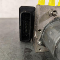 109170301-c8760025-d8c8-4a0d-afba-32750f9f65e2-Piece-Bloc-ABS-freins-anti-blocage-476602993R-RENAULT-TWINGO-3-PHASE-2-3a6f7b82403bc473d159ed0d3fc22f6e0015aa6cf31302079cdfd8d62c1eb604_m.jpg