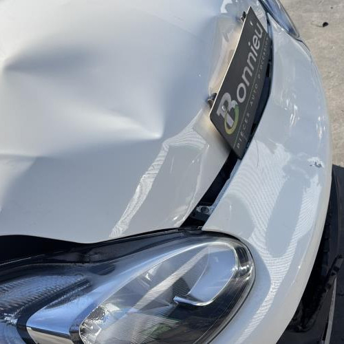 Vehicule-OPEL-ADAM-2015-64a2734a56f0440a32b68fa5bce115f21546fe31cc759f0a22da127628444baa_m.jpg