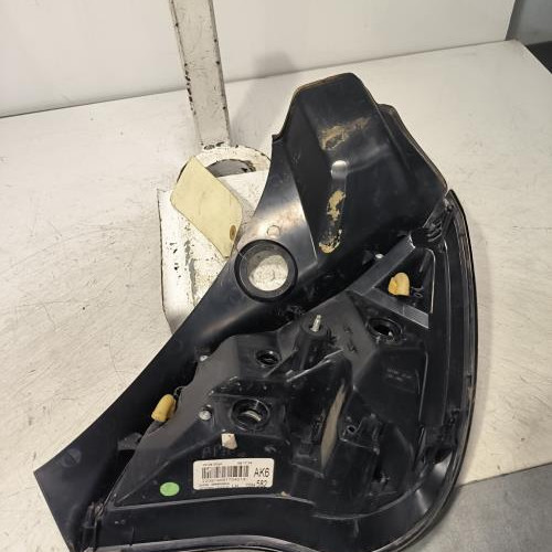 109173020-5761d5f3-1c17-4424-a389-ebb162eced00-Piece-Feu-arriere-principal-gauche-feux-39177857-OPEL-ADAM-047598da0d06c8255f758f1d8d7d5a26ed1aaa2aa48d6c43f5270285f5799ab1_m.jpg