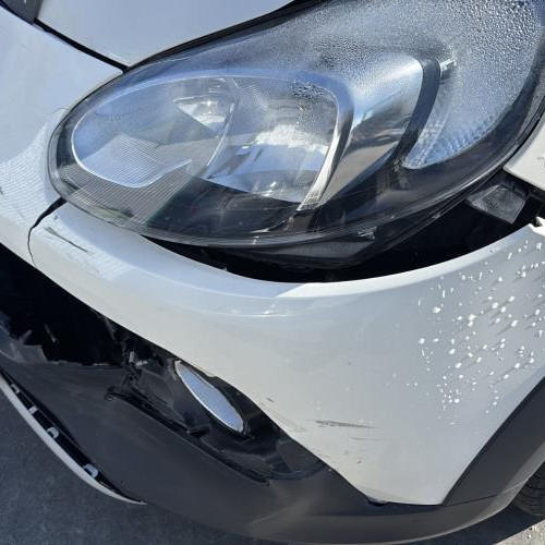 Vehicule-OPEL-ADAM-2015-5705b8f256943f43157fbe5ff95d81c90420fd3e480e74d0ce5af3656b209f3f_m.jpg
