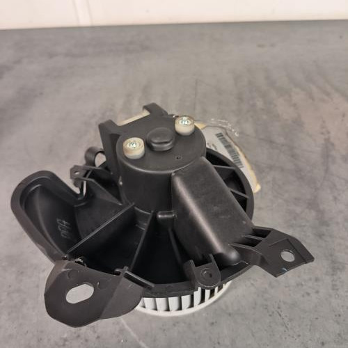 109174130-98627600-eccd-494c-9cdf-61d92824539c-Piece-Ventilateur-chauffage-13335075-OPEL-ADAM-5c7ea4257b26efb71f8d51be484510b856feeea8e8f0a2e9233c4b23632e6355_m.jpg