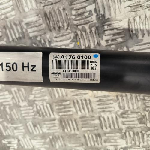 109270172-76a0f969-8a82-4432-af9b-851df93ec8ae-Piece-Arbre-de-transmission-propulsion-1764100200-MERCEDES-CLASSE-A-176-PHASE-1-b6f415b5fe363f3698e1e2f8ae61e25280a37871ad99994594b09d321f24ffa5_m.jpg