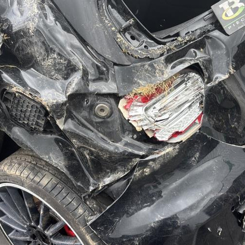 Vehicule-MERCEDES-CLASSE%2520A%2520176%2520PHASE%25201-2015-372c3c308ca1e533bdeb4cc9be54bc6a2d794c8882faa6060e477a493fcf5426_m.jpg