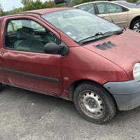 Vehicule-RENAULT-TWINGO%25201%2520PHASE%25202-1999-5276de70a15a805fe6210d34b2a5ccc7b5a6fe620e81f3f796b5066b7a453096_m.jpg