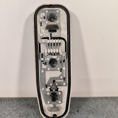 Platine feu arriere gauche