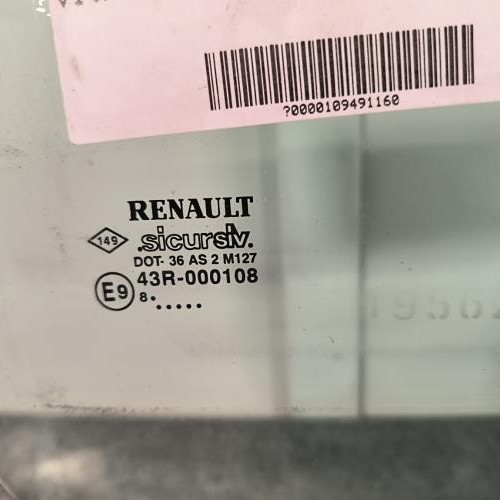 109491160-bfcf6be9-5063-4034-949b-e3bed4e84996-Piece-Vitre-avant-droit-7701467234-RENAULT-TWINGO-1-PHASE-2-16c1646037b4573beaae03511e6d1320b2c823f400efeecdb41cfb45c42a668d_m.jpg