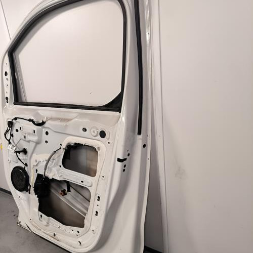 109492555-d04cff08-f630-4e8e-bef2-c366ce459cb6-Piece-Porte-avant-droit-9853308880-CITROEN-JUMPY-3-XS-56becb539d9a76439cf68a8d0d93ff1dedcc59ce6dc33e296926dfa6d9dc087b_m.jpg