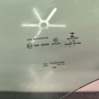 109492570-d14f9f5b-79a5-4711-9585-9ae627376808-Piece-Vitre-avant-gauche-9808077680-CITROEN-JUMPY-3-XS-94f33e0a44d0683768d6762d0833409639b463e0824cc15daa52564027071a89_m.jpg