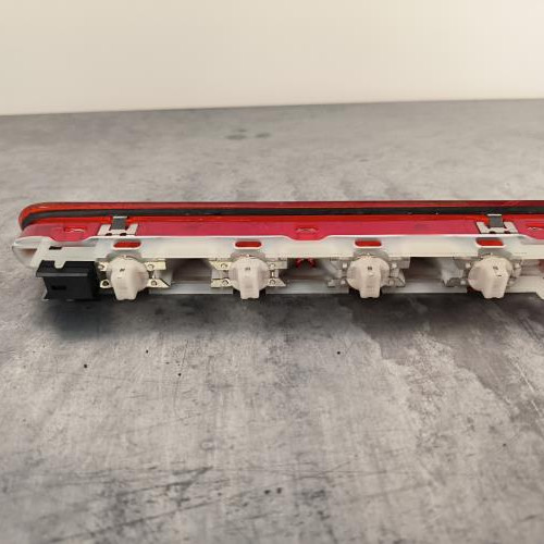 109493609-74fefd9e-930d-415e-a382-a1ea9443cbfe-Piece-Feu-arriere-stop-central-9811325980-CITROEN-JUMPY-3-XS-3f2e6c5be7dad8bdddba270e3d4b8787a9a3f9e80484d9db0365cbe78626e9b4_m.jpg