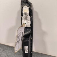 109493610-eb6a11e5-d555-4c7c-92ac-b8c07bb504dd-Piece-Interrupteur-de-leve-vitre-avant-gauche-96783350ZD-CITROEN-JUMPY-3-XS-82b3e543a1f948e57e351c2b0bc4a778b28b50231a4c1ac6cb0848c22acf6348_m.jpg