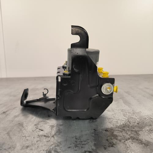 109493847-1d399c3d-d8ee-4a0d-a9f8-c0ccdb651ad8-Piece-Bloc-ABS-freins-anti-blocage-1680771980-CITROEN-JUMPY-3-XS-85b7621d25342f9812893fee53166889aa2e76799c917e1ccf319bf4e2da753f_m.jpg