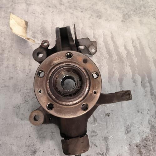 Fusee avant gauche