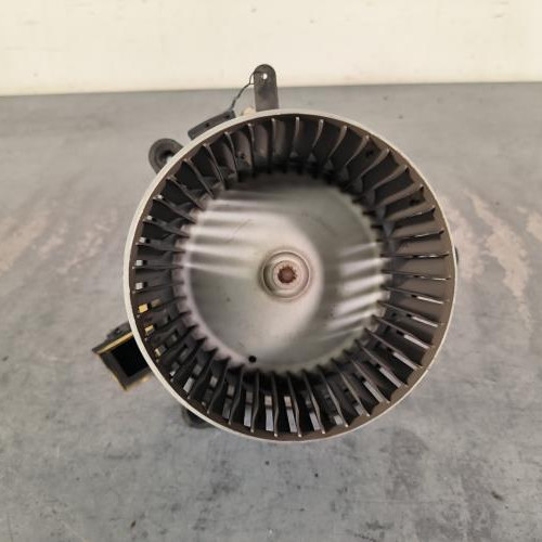 109493861-aeeb1ccd-ea8b-468d-baec-38d83848ef55-Piece-Ventilateur-chauffage-9849717080-CITROEN-JUMPY-3-XS-ed43b94bfb7336ae914ffc29491c8ff3f78c08eb2aba763e1ae0da8c9209ab41_m.jpg