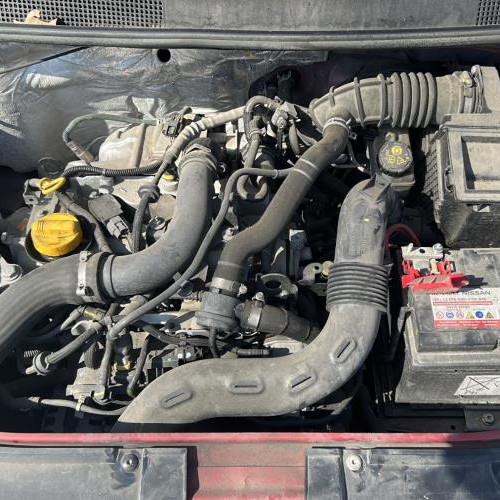 Vehicule-DACIA-SANDERO%25202%2520PHASE%25202-2017-68ba2bf58cc24bfdd8082277314bdff6505e85475e8fceb6d3a7e5b43327a2e0_m.jpg