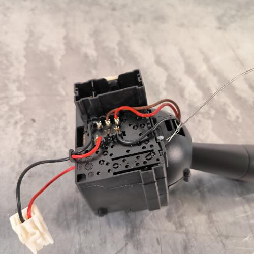 109677943-c48332e8-e9a9-46a3-bf8b-5239096d03c0-Piece-Commodo-phare-255401303R-DACIA-SANDERO-2-PHASE-2-b79de4e583b76de9358ba38da2b95ec2f6f6a709fe303dc3afdcc6dff1e2ef6d_m.jpg