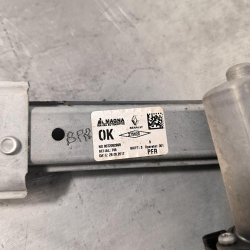 109677951-a5366f56-7901-476c-b982-37a8c647082d-Piece-Leve-vitre-electrique-avant-droit-807208433R-DACIA-SANDERO-2-PHASE-2-644b08666841c68e3666bf292e04b7acc27b540038873e1a0b0a24169a328208_m.jpg