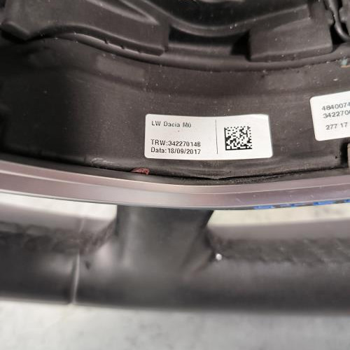 109677966-bf4b699a-1da2-47b3-853d-4e613576fceb-Piece-Volant-484007478R-DACIA-SANDERO-2-PHASE-2-eb0eb21f1ffb466578d4beefbbf0fd23cd3c03282ca001fd3ee0650723d07988_m.jpg