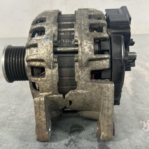 109678149-9d574374-e9e4-4349-aa1b-eb1d2b25285f-Piece-Alternateur-231002854R-DACIA-SANDERO-2-PHASE-2-d7557c6e0963b3f2db1d7bb3646e7d4a01560303c8029573281e54719d00852b_m.jpg