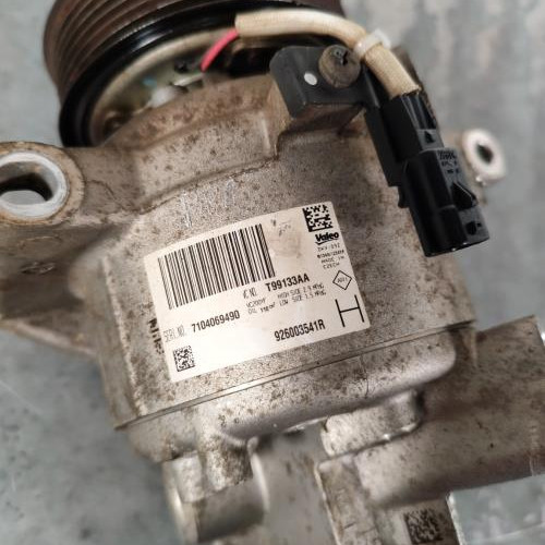 109678152-26343c07-7bfc-45fe-84ff-a7700cd6f0bf-Piece-Compresseur-clim-926003541R-DACIA-SANDERO-2-PHASE-2-1ed0c7294bc5c3058b4245ae395da28c075ca1423ddc5ccf6c51cf279e1622ae_m.jpg