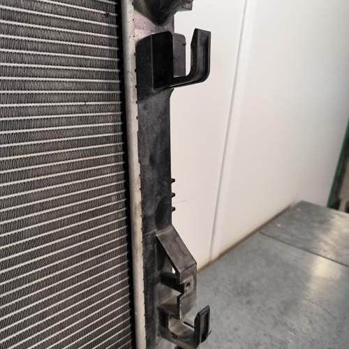 109678160-472d0d4c-657f-4380-b2eb-c1397c6af2ad-Piece-Radiateur-eau-214107326R-DACIA-SANDERO-2-PHASE-2-084caf65178410bb189f42a9a7e88bc5d4a9c80f85f9a87ddeb1a511ac00bb05_m.jpg