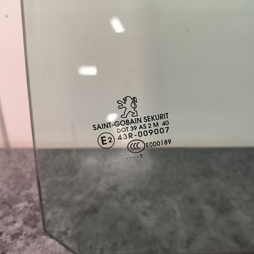 109685653-6359e8dd-705c-4ea5-ab73-307dc2f02aff-Piece-Vitre-arriere-gauche-9203JT-PEUGEOT-3008-1-PHASE-1-749f80a97c3e6ccb50054a651784bb30be4ad2d813ddb6eefdb0ec86aeaa9fec_m.jpg