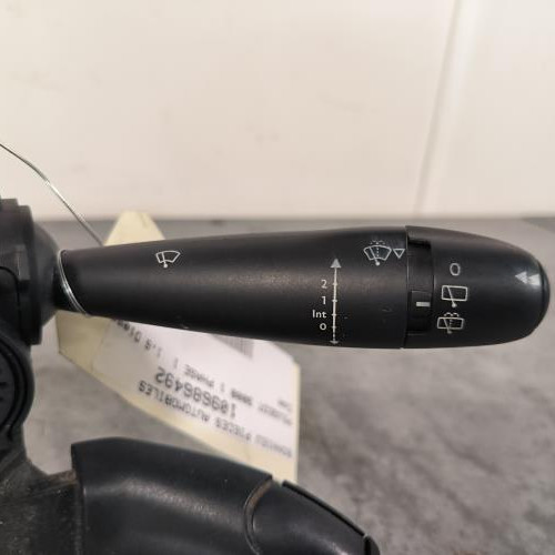 109686492-25f3d300-5f83-4185-87c2-84744ed32e2b-Piece-Com-Bloc-Contacteur-TournantCommodo-Essuie-GlaceCommodo-Phare-PEUGEOT-3008-1-PHASE-1-ce733530b203fa2cb2fc9eb825a7d269bb091e3d20035354c2cc45439e75106d_m.jpg