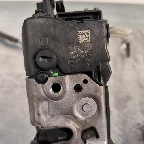 109686498-86131ae9-67ba-469f-81c1-48cfcd8a8466-Piece-Fermeture-centralisee-avant-gauche-9800623280-PEUGEOT-3008-1-PHASE-1-92d4e52fd75e0db516797e69deba15e1db1fa902a2cbeafd15769335cf6c4493_m.jpg
