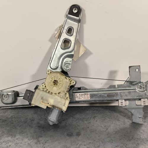 Leve vitre electrique avant gauche