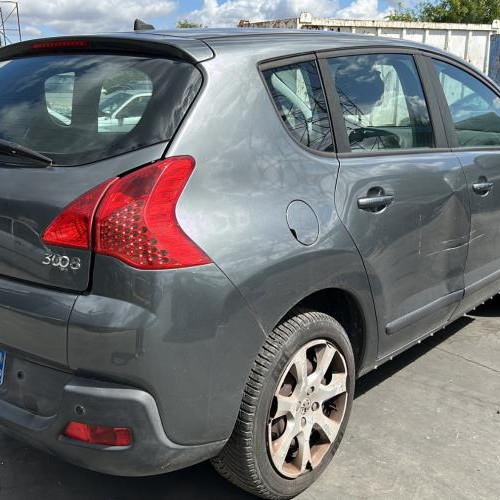 Vehicule-PEUGEOT-3008%25201%2520PHASE%25201-2011-9baf6f725d882228e9fd120155654e6e983698f424b9c70c2c81bd054a916779_m.jpg