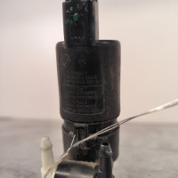 109824935-c1eb9b23-dbc8-41f2-9205-80f25b0189bf-Piece-Pompe-lave-glace-avant-286200851R-DACIA-SANDERO-2-PHASE-2-5ae702dd04b30cf9af8d0ff1c78ce913103a9b0fd5c6afff0841d0b945418b0e_m.jpg