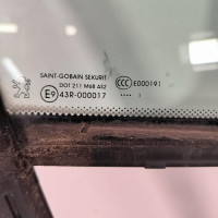 109884939-17e078da-86e3-415a-8529-1a0d0bbc1b44-Piece-Custode-avant-droit-porte-9202N9-PEUGEOT-5008-1-PHASE-1-8a2919e0d21030a6cc3127786e30099c713fcdb85a44c4798b40b9d6006d5a2b_m.jpg