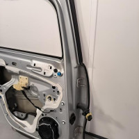 109884961-74ea6603-ab0c-4fd9-a72d-1b6076bda6b7-Piece-Porte-arriere-gauche-9006S6-PEUGEOT-5008-1-PHASE-1-bc1b3dda39e4899838a8b62e0d22d44194afc2a27091cacf25a0c81b6d32761a_m.jpg
