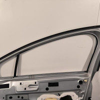 109884962-01015baa-1925-44d2-93e2-db740695cd1d-Piece-Porte-avant-droit-9004AV-PEUGEOT-5008-1-PHASE-1-b77b08dc99785397f134a121a576feea864c65db838cc500eb62c270565a893e_m.jpg