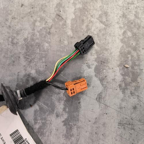 109884972-93bcdfe4-8d7a-43c6-81e5-b8c010db9407-Piece-Retroviseur-droit-8153ZF-PEUGEOT-5008-1-PHASE-1-d48dac979b6f155320c0064c179d3a1da728b4afae39e139b538be93f2a71325_m.jpg