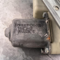 109885598-9c9c3720-4c9e-44ec-9e3f-c557010efb45-Piece-Leve-vitre-electrique-avant-droit-9682808880-PEUGEOT-5008-1-PHASE-1-f41c6f92ada4bf15fdcb3d6eb2a94565466f87eec4250a6a7b44a8fa13ad6ef8_m.jpg
