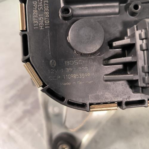 109885600-31f3ba45-1854-45ca-8dd7-89b0c57ebf40-Piece-Moteur-essuie-glace-avant-droit-6405PX-PEUGEOT-5008-1-PHASE-1-e7c8a2f5cd75bc9e8d616af374aef963b7d9e05c4c9512ff6ca379e99561e7ce_m.jpg